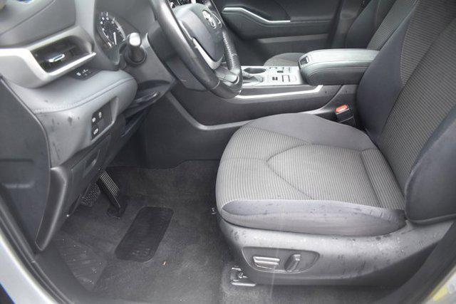 used 2024 Toyota Highlander car, priced at $32,296