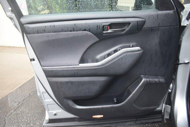 used 2024 Toyota Highlander car, priced at $32,296