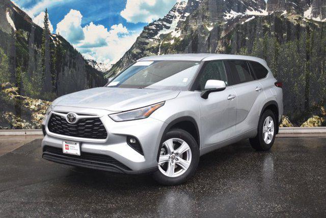 used 2024 Toyota Highlander car, priced at $32,296