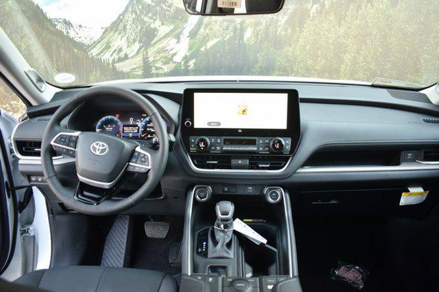 new 2025 Toyota Grand Highlander car, priced at $54,251