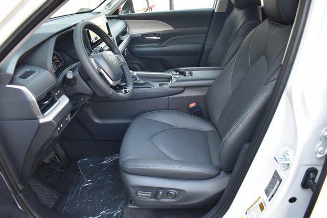 new 2025 Toyota Grand Highlander car, priced at $54,251