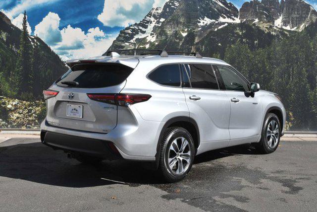 used 2021 Toyota Highlander Hybrid car, priced at $33,999