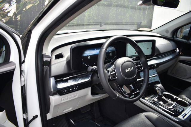 used 2023 Kia Carnival car, priced at $33,996