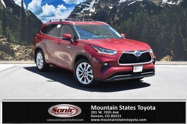 used 2020 Toyota Highlander Hybrid car, priced at $34,499