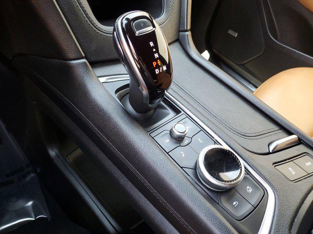 used 2022 Cadillac XT5 car, priced at $26,999