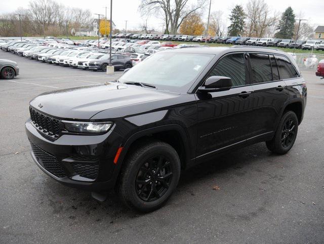 new 2025 Jeep Grand Cherokee car, priced at $43,384