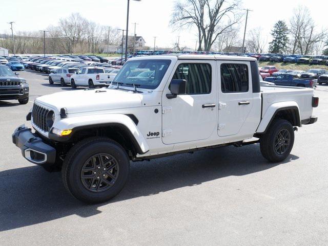 new 2024 Jeep Gladiator car, priced at $46,111