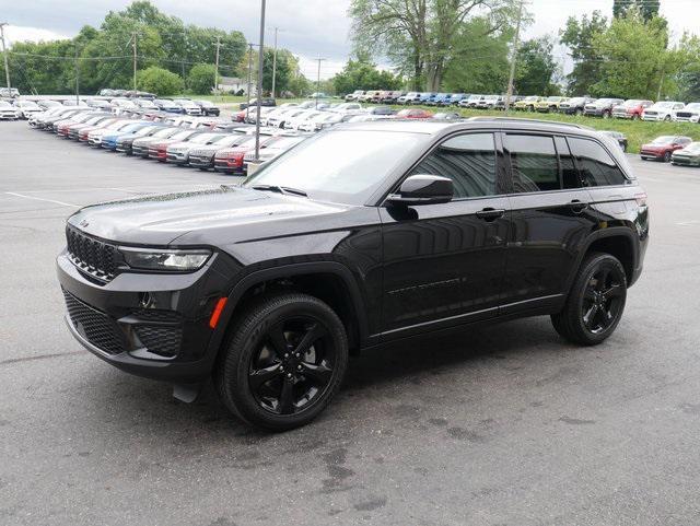 new 2024 Jeep Grand Cherokee car, priced at $43,844