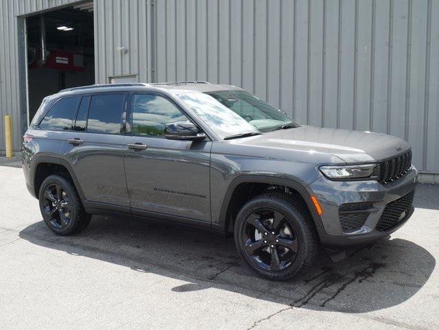 new 2024 Jeep Grand Cherokee car, priced at $42,844