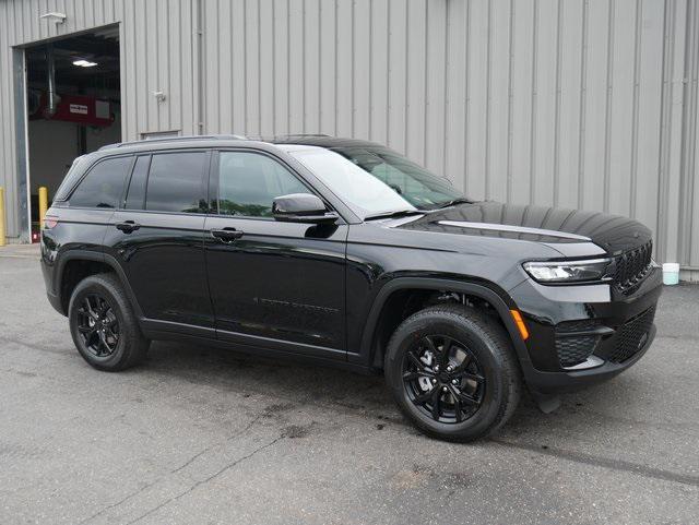 new 2024 Jeep Grand Cherokee car, priced at $42,364