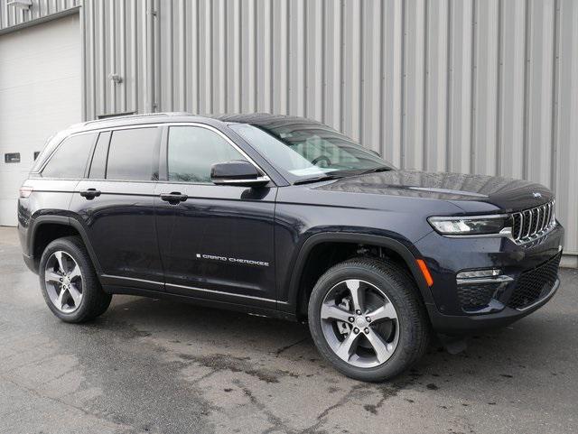 new 2024 Jeep Grand Cherokee car, priced at $56,138