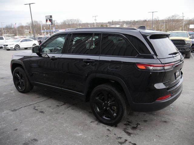 used 2023 Jeep Grand Cherokee car, priced at $35,900