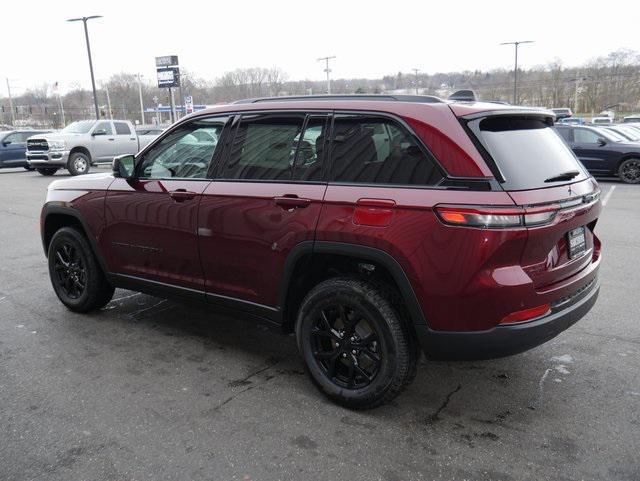 new 2025 Jeep Grand Cherokee car, priced at $43,384