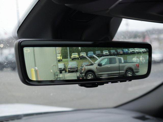 new 2025 Jeep Grand Cherokee car, priced at $52,252