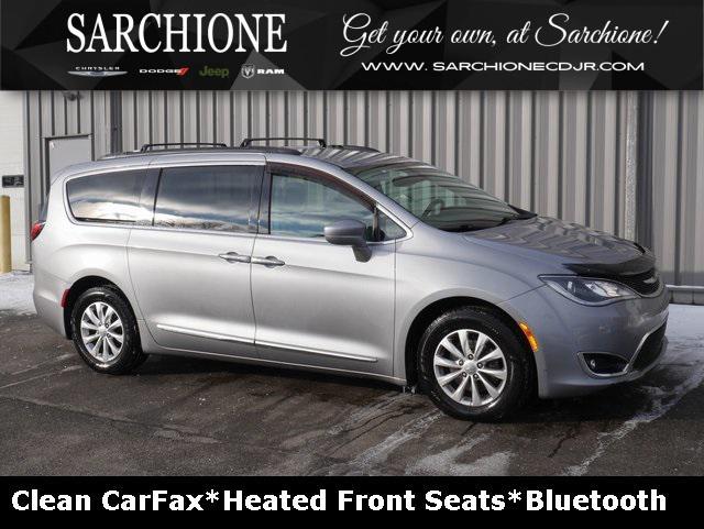 used 2017 Chrysler Pacifica car, priced at $10,500