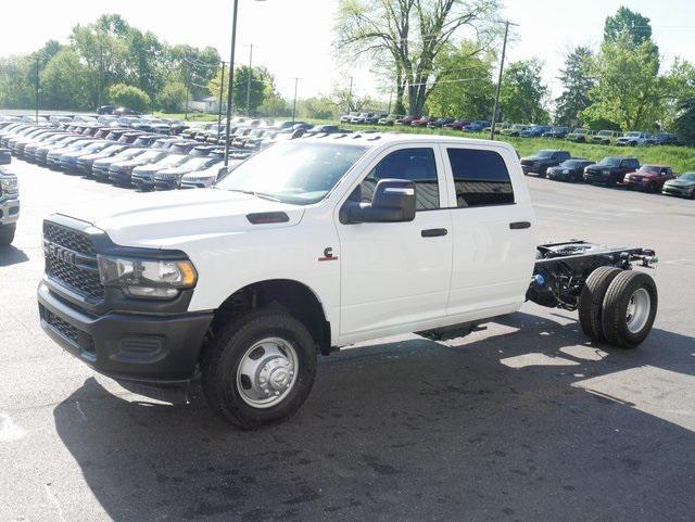 new 2024 Ram 3500 car, priced at $60,857