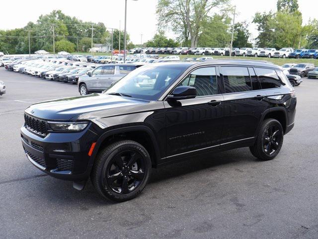 new 2024 Jeep Grand Cherokee L car, priced at $44,604