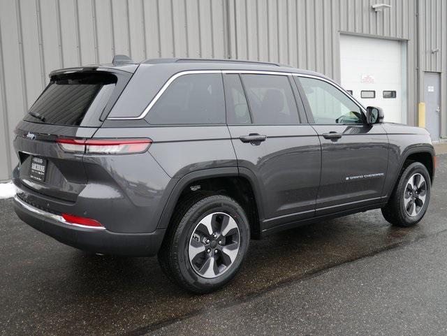 new 2024 Jeep Grand Cherokee car, priced at $49,401