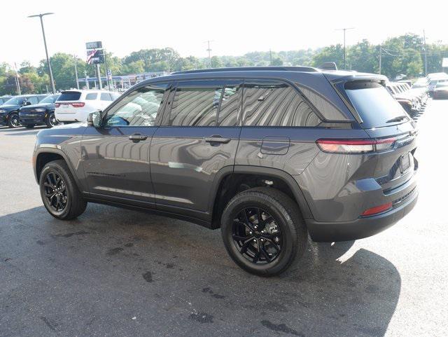 new 2024 Jeep Grand Cherokee car, priced at $43,810