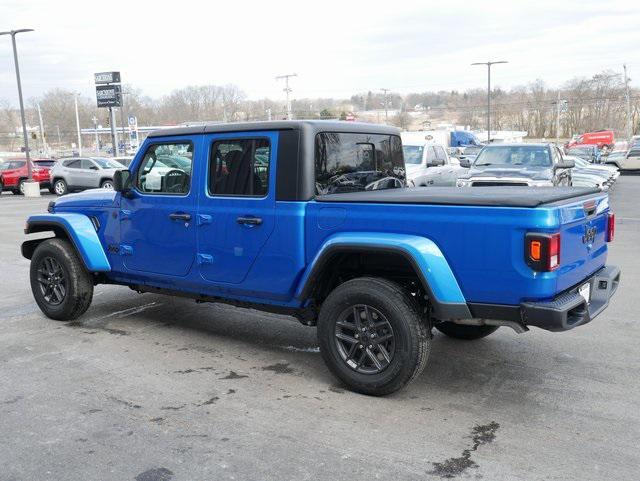 new 2024 Jeep Gladiator car, priced at $44,414