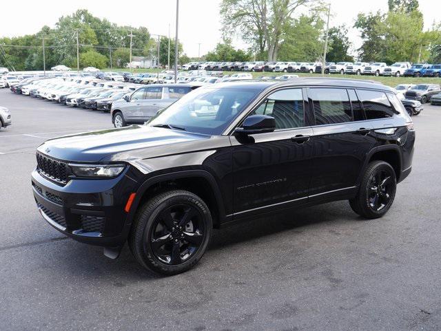 new 2024 Jeep Grand Cherokee L car, priced at $44,604