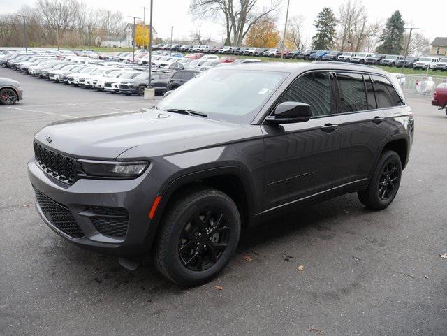 new 2025 Jeep Grand Cherokee car, priced at $43,384