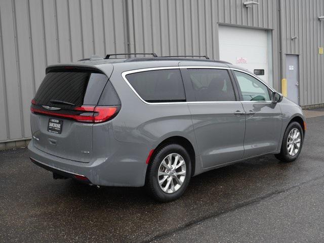 used 2022 Chrysler Pacifica car, priced at $34,000