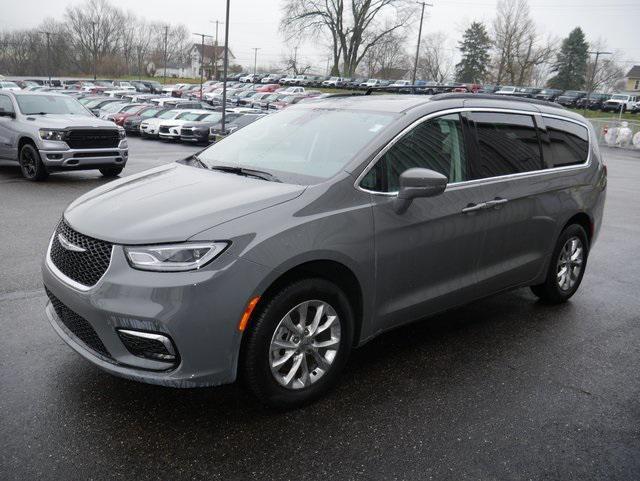 used 2022 Chrysler Pacifica car, priced at $34,000