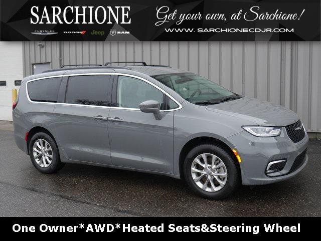 used 2022 Chrysler Pacifica car, priced at $34,000