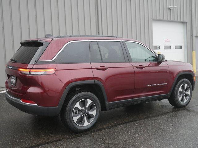 new 2024 Jeep Grand Cherokee car, priced at $49,401