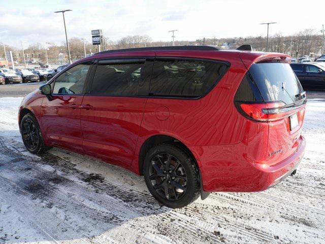 new 2025 Chrysler Pacifica car, priced at $56,450