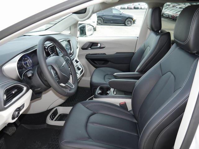 used 2024 Chrysler Pacifica car, priced at $38,500