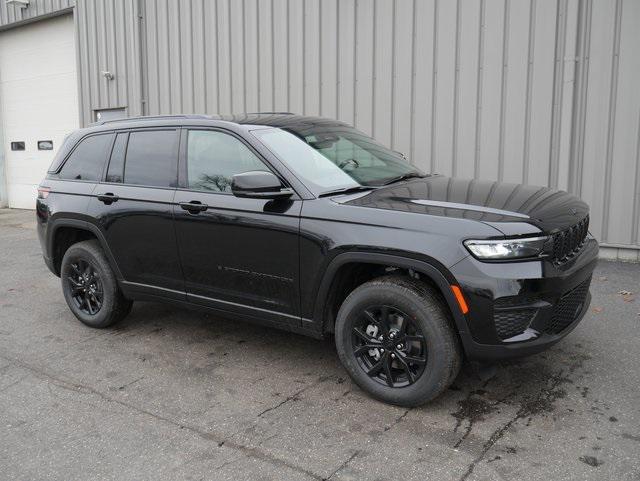 new 2025 Jeep Grand Cherokee car, priced at $41,184