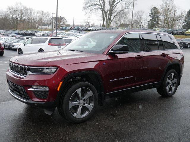 new 2024 Jeep Grand Cherokee car, priced at $57,361