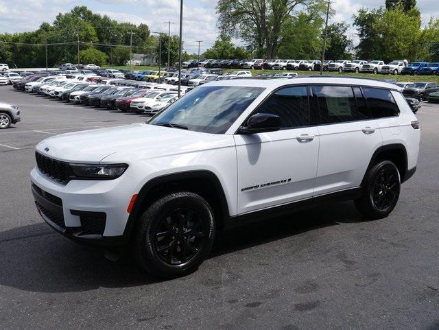 new 2024 Jeep Grand Cherokee L car, priced at $44,088