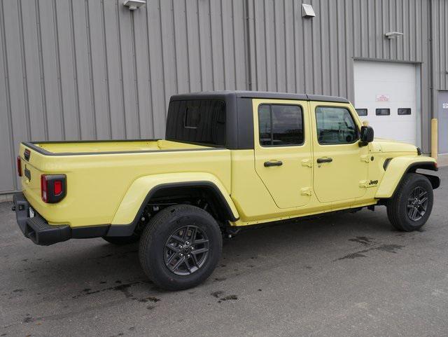 new 2024 Jeep Gladiator car, priced at $46,777