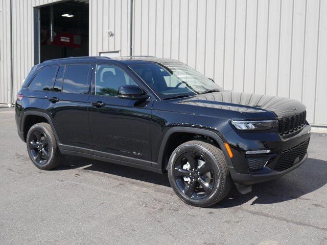 new 2024 Jeep Grand Cherokee car, priced at $51,949