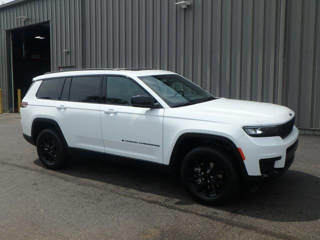 new 2024 Jeep Grand Cherokee L car, priced at $44,088