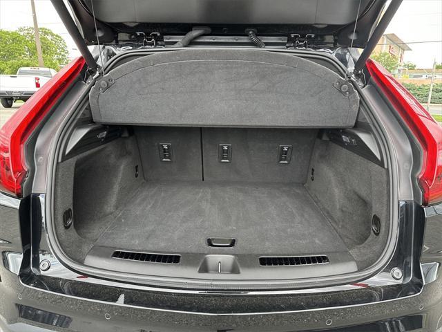 used 2024 Cadillac XT4 car, priced at $36,977