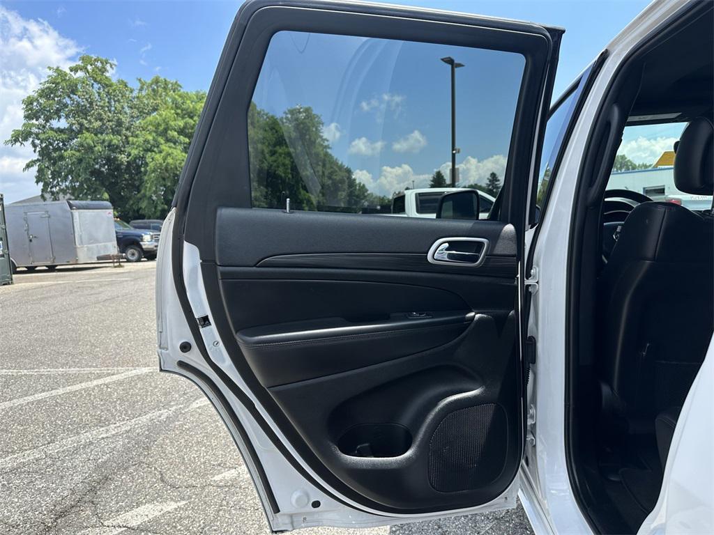 used 2022 Jeep Grand Cherokee car, priced at $31,488