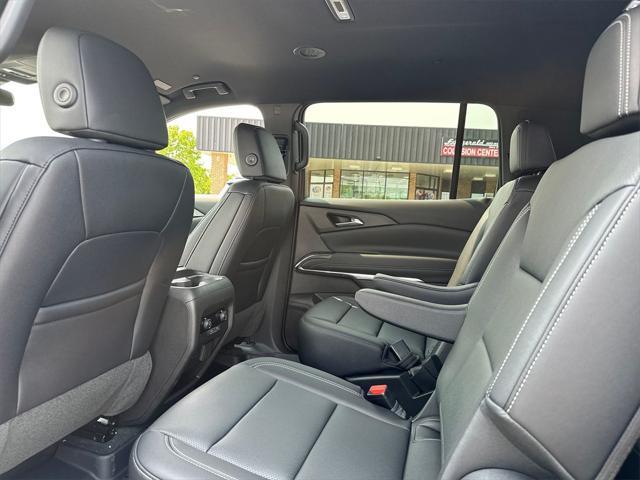 new 2025 Chevrolet Traverse car, priced at $45,941