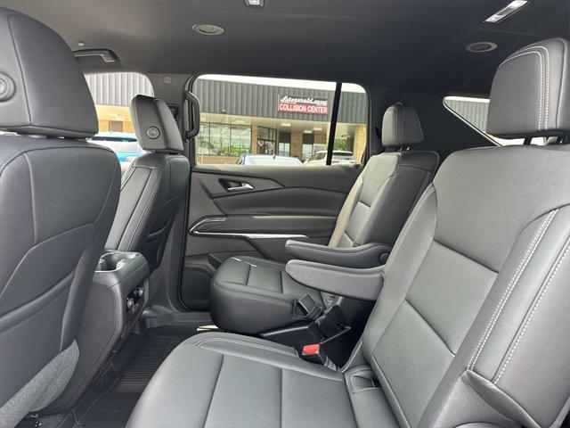 new 2025 Chevrolet Traverse car, priced at $45,941