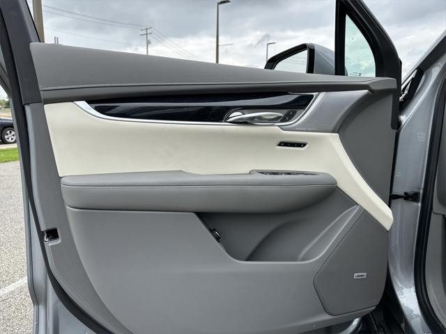 new 2025 Cadillac XT6 car, priced at $56,790
