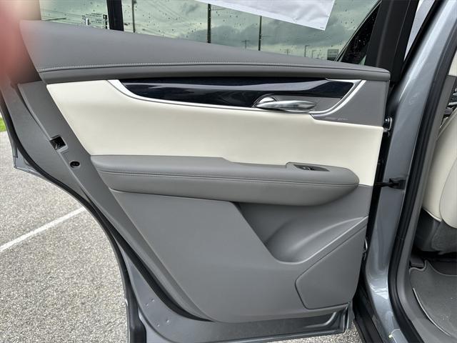 new 2025 Cadillac XT6 car, priced at $56,790