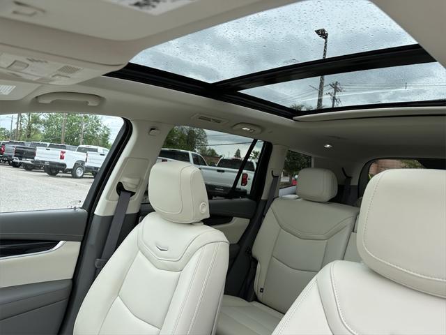 new 2025 Cadillac XT6 car, priced at $56,790