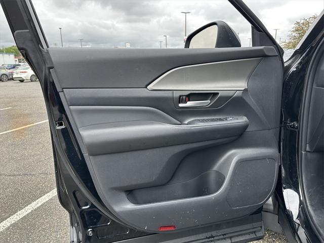 used 2024 Toyota Grand Highlander car, priced at $49,988
