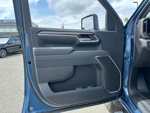 new 2025 Chevrolet Silverado 2500 car, priced at $69,034