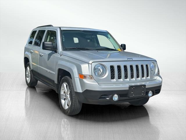 used 2022 Jeep Grand Cherokee car, priced at $33,488