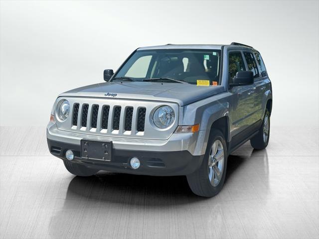 used 2022 Jeep Grand Cherokee car, priced at $33,488