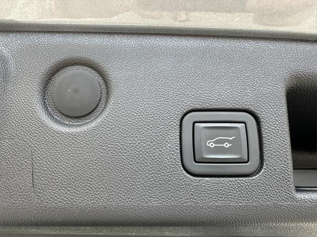 used 2023 Chevrolet Equinox car, priced at $25,988